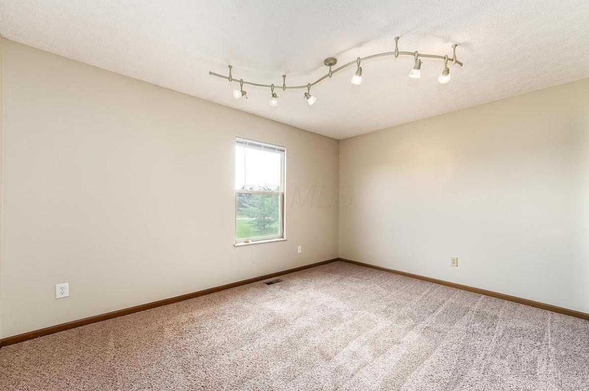 274 Stonemast Loop, Pataskala, OH 43062 photo 18