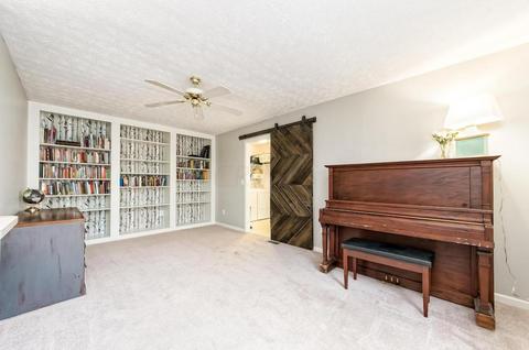2762 E Broad St, Bexley, OH 43209 photo 14