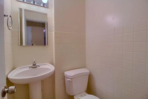 3210 Eakin Rd, Columbus, OH 43204 photo 17