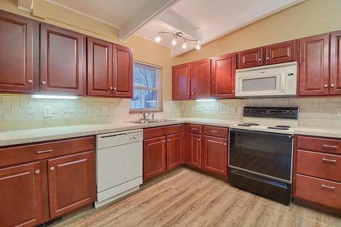 3210 Eakin Rd, Columbus, OH 43204 photo 11
