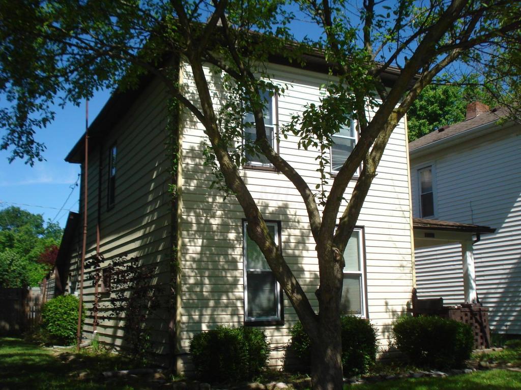 1211 Tibbetts Ave, Springfield, OH 45505 photo 1