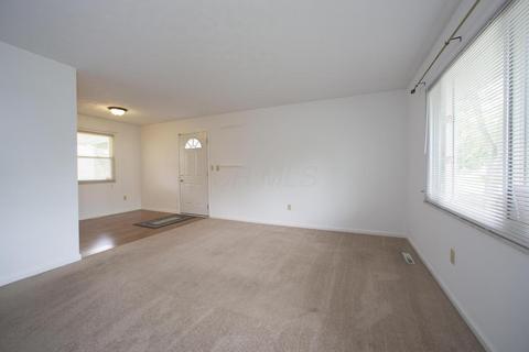 3304 Everson Rd W, Columbus, OH 43232 photo 4
