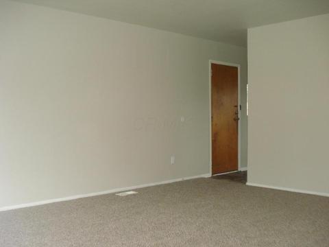 2933 Tarryton Ln, Springfield, OH 45503 photo 2