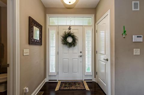 6770 Vineyard Haven Loop, Dublin, OH 43016 photo 2