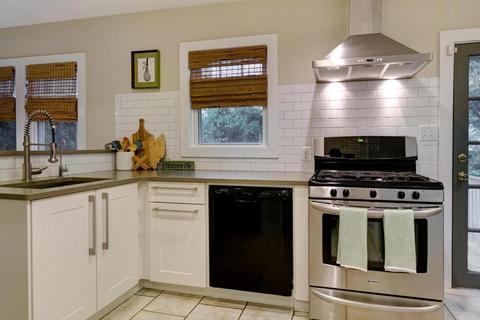 107 E Pacemont Rd, Columbus, OH 43202 photo 12