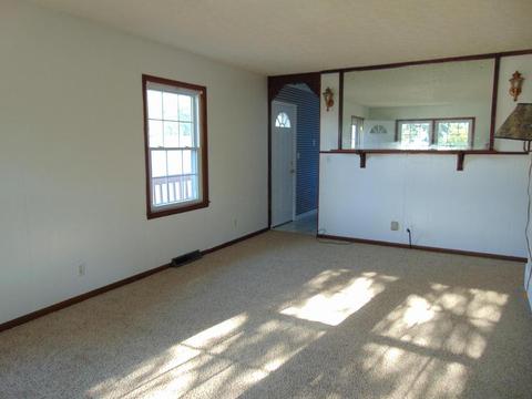652 S Yearling Rd, Columbus, OH 43213 photo 8