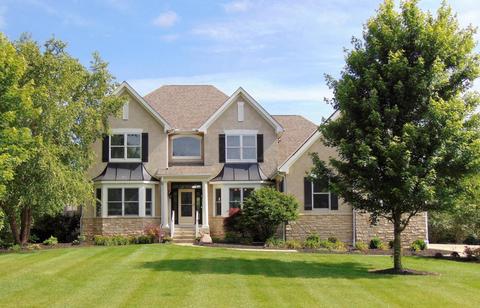 2626 Silverleaf Dr, Powell, OH 43065 photo 2