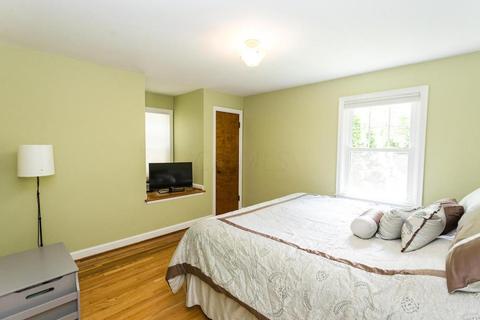 521 E Como Ave, Columbus, OH 43202 photo 18
