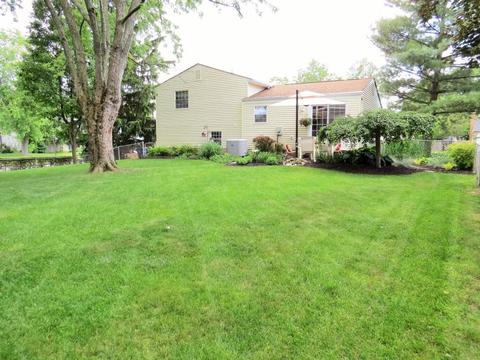 1306 Cinnamon Pl, Galloway, OH 43119 photo 2