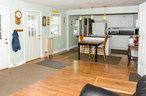 27 Bancroft St, Hebron, OH 43025 photo 8
