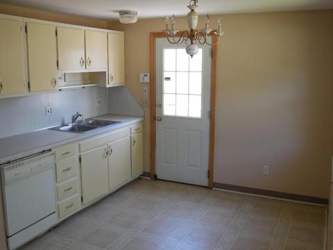 6514 Devonhill Rd, Columbus, OH 43229 photo 9