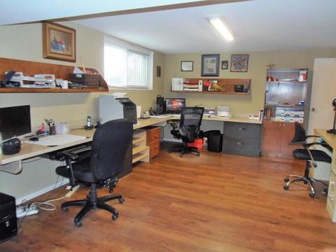 1240 Gresham Rd, Columbus, OH 43204 photo 5
