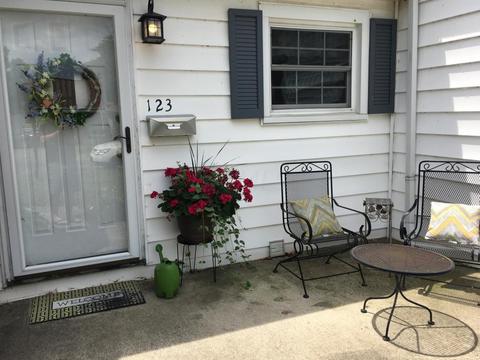 123 Collins Ct, Circleville, OH 43113 photo 2