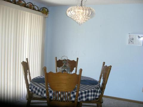 1284 Wexford Ct, Circleville, OH 43113 photo 6