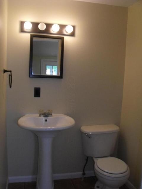 125 Walnut St, Circleville, OH 43113 photo 7