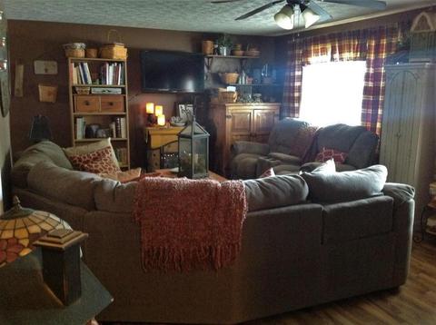 2135 Chippewa Dr, Circleville, OH 43113 photo 5