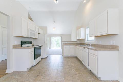 753 Salinger Dr, Lithopolis, OH 43136 photo 7
