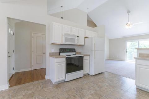 753 Salinger Dr, Lithopolis, OH 43136 photo 9