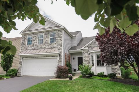 202 Emerald Ice Loop, Delaware, OH 43015 photo 1