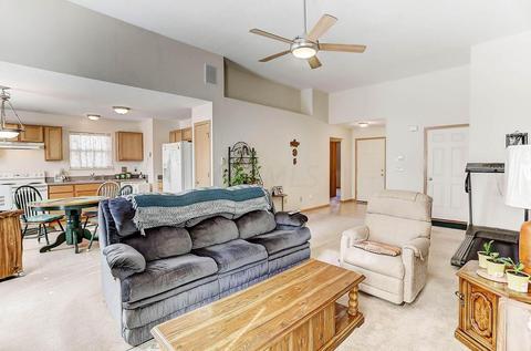 7717 Powers Ridge Dr, Blacklick, OH 43004 photo 4