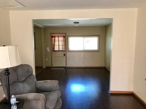 1022 Westview Dr, Hebron, OH 43025 photo 4