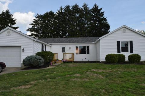 1266 Edgewood Dr, Circleville, OH 43113 photo 1