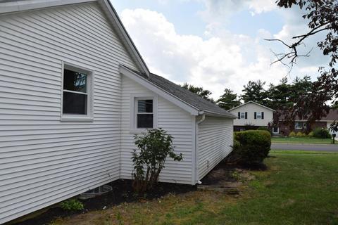 1266 Edgewood Dr, Circleville, OH 43113 photo 5