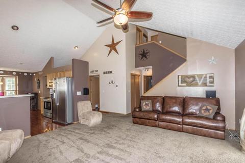 263 Iris Trail Dr, Galloway, OH 43119 photo 15