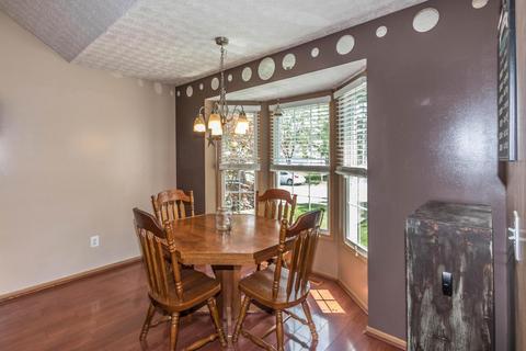 263 Iris Trail Dr, Galloway, OH 43119 photo 10