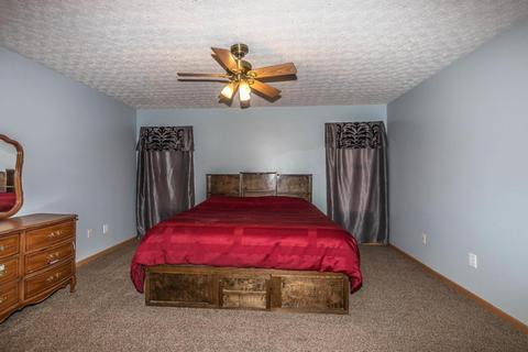 263 Iris Trail Dr, Galloway, OH 43119 photo 19