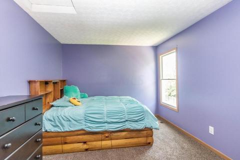 263 Iris Trail Dr, Galloway, OH 43119 photo 22