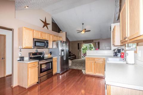 263 Iris Trail Dr, Galloway, OH 43119 photo 7