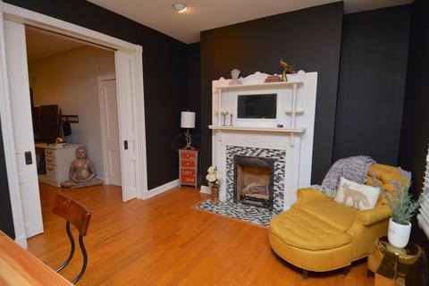 391 E Kossuth St, Columbus, OH 43206 photo 10