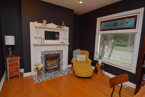 391 E Kossuth St, Columbus, OH 43206 photo 9