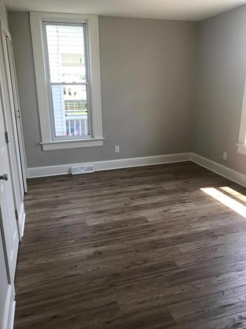 484 E Main St, Circleville, OH 43113 photo 6