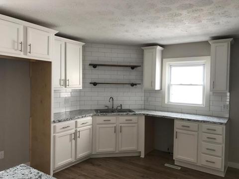 484 E Main St, Circleville, OH 43113 photo 3