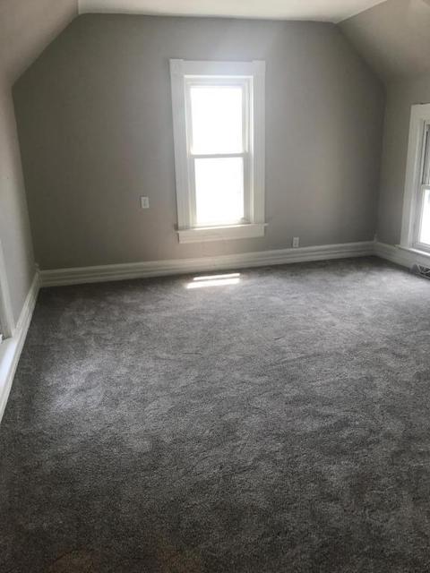 484 E Main St, Circleville, OH 43113 photo 7