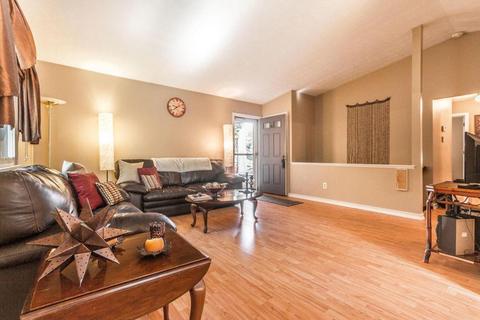 2305 Benning Dr, Powell, OH 43065 photo 3