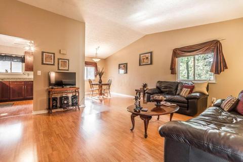 2305 Benning Dr, Powell, OH 43065 photo 4