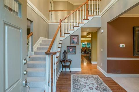 7801 Lanham Ct, Dublin, OH 43016 photo 3