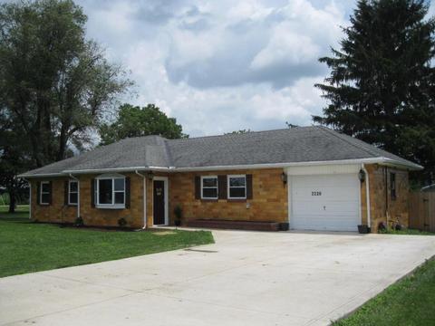 2220 Kingston Pike, Circleville, OH 43113 photo 1