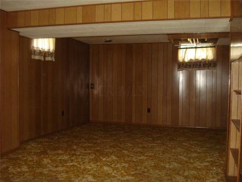 523 S Douglas Ave, Springfield, OH 45505 photo 14