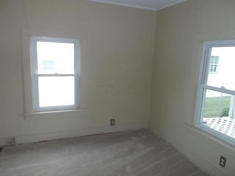137 E Postal Ave, Newark, OH 43055 photo 12