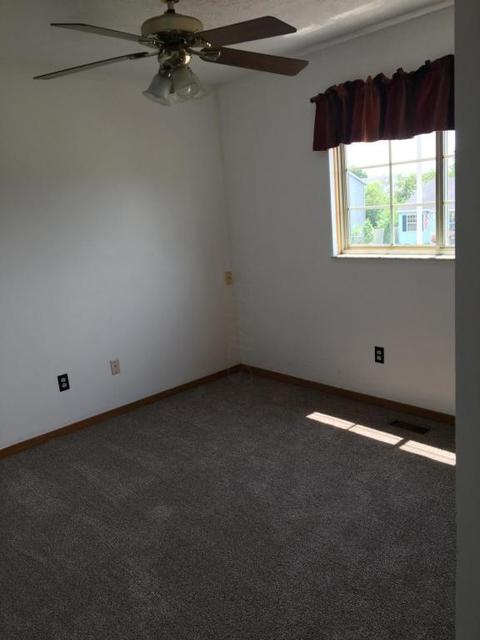 976 Gary Dr, Columbus, OH 43207 photo 5