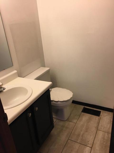 976 Gary Dr, Columbus, OH 43207 photo 3