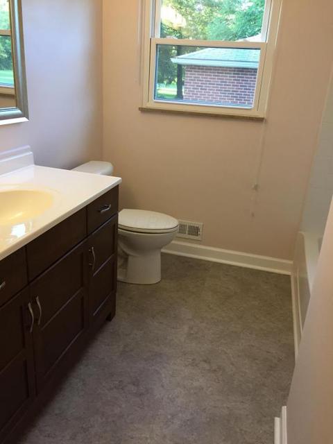 1290 Moler Rd, Columbus, OH 43207 photo 21