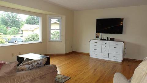 1351 Devonhurst Dr, Columbus, OH 43232 photo 8