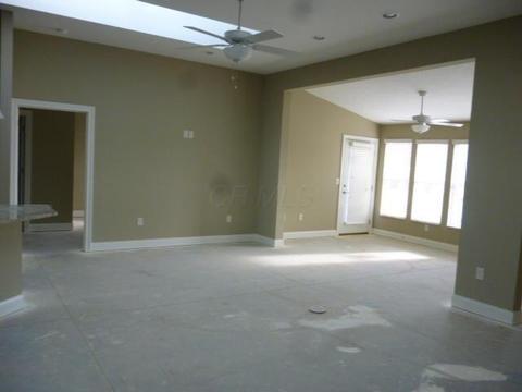 5935 Eiger Dr, Columbus, OH 43213 photo 15