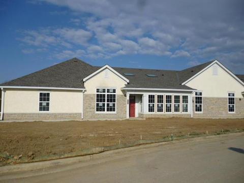 5935 Eiger Dr, Columbus, OH 43213 photo 1