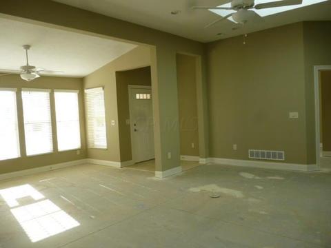 5935 Eiger Dr, Columbus, OH 43213 photo 16